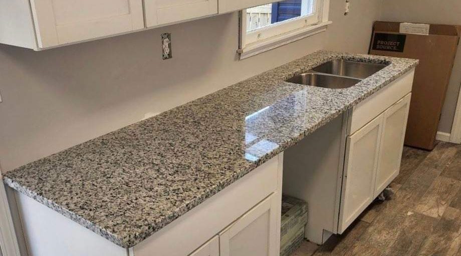 Granite countertops GMQ