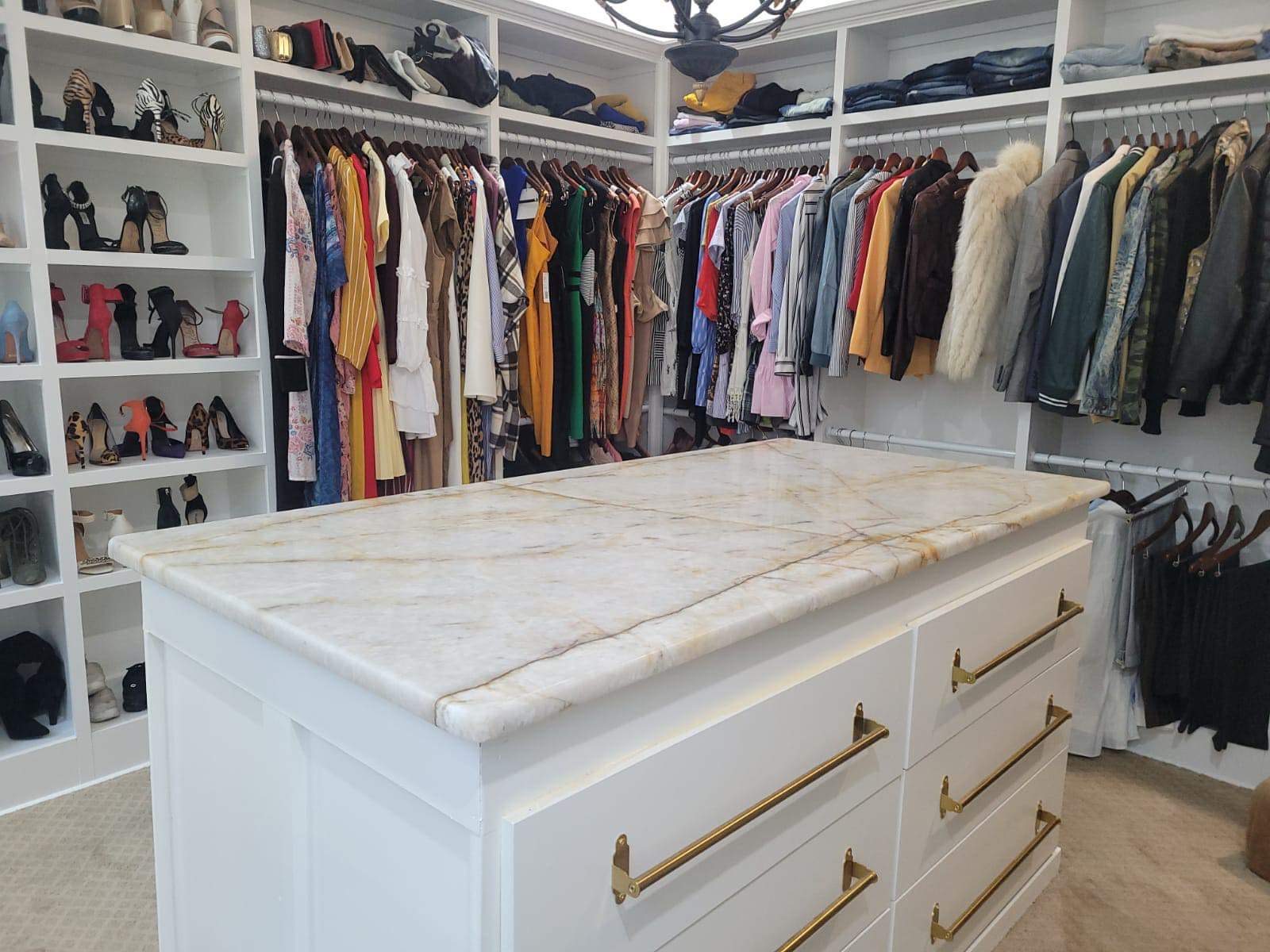 Granite countertops GMQ